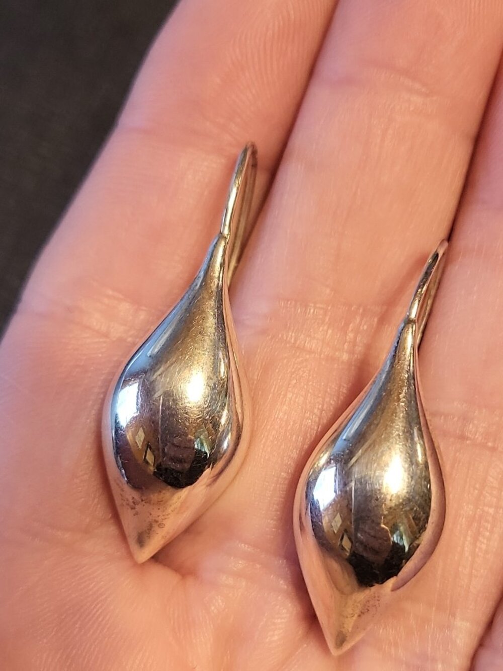Michael Dawkins Necklace and earrings set Sterling silver Teardrop Hook Earrings